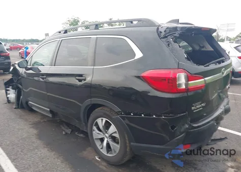 2021 Subaru Ascent Premium z USA, uszkodzony, nr VIN 4S4WMAFD9M3448624